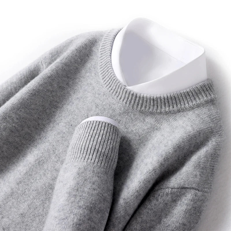 Cameron - męski sweter z wełny merino, z okrągłym dekoltem, klasyczny krój