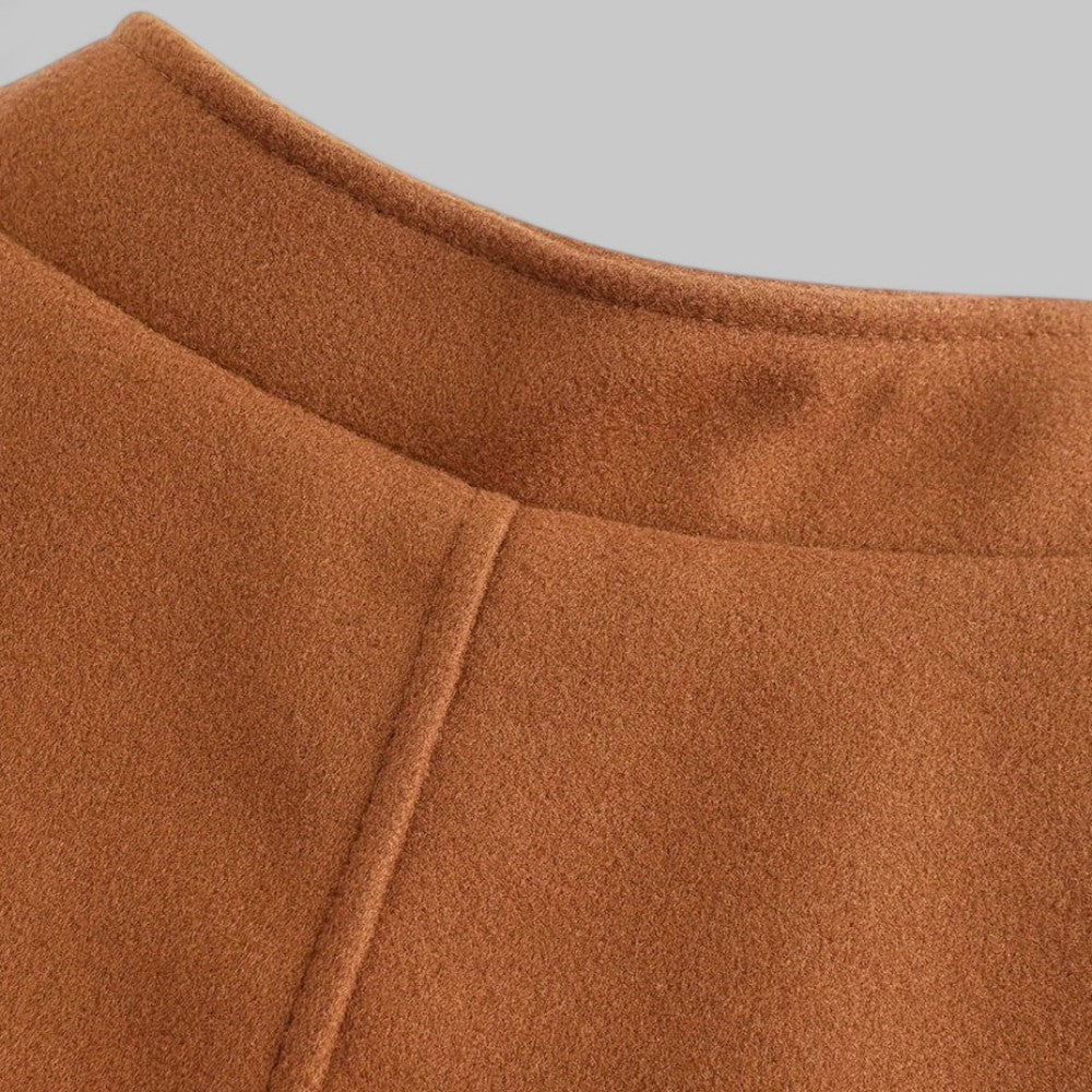Męski minimalistyczny płaszcz zimowy zapinany na guziki z przodu w stylu smart casual